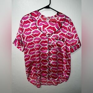 Victoria's Secret Short Sleeve & Shorts Pajama Set Size Medium